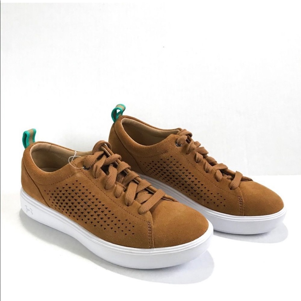 Under armour capeside suede sneakers